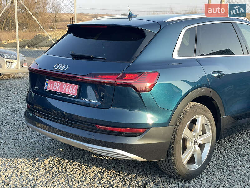 Позашляховик / Кросовер Audi e-tron 2021 в Львові