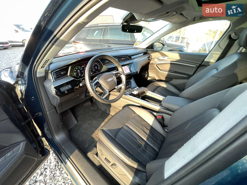 Позашляховик / Кросовер Audi e-tron 2021 в Львові