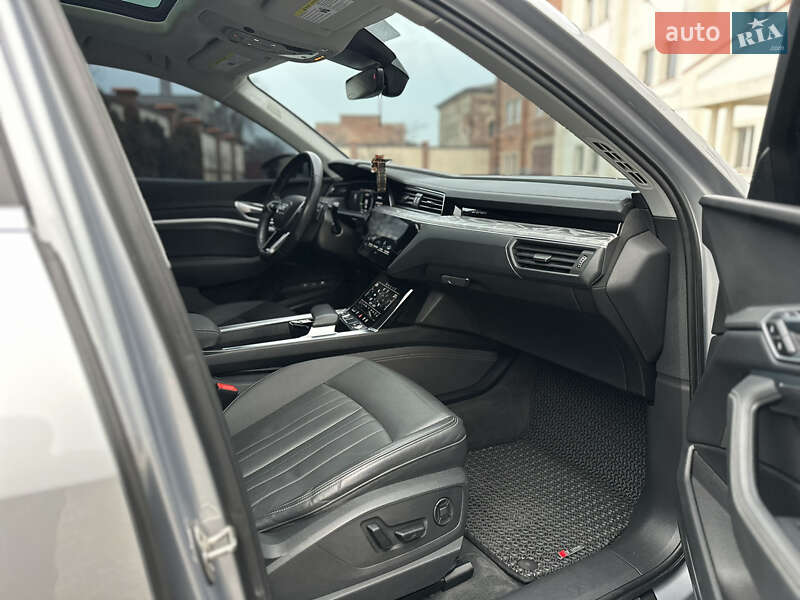 Внедорожник / Кроссовер Audi e-tron 2022 в Коломые
