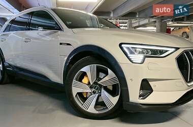 Внедорожник / Кроссовер Audi e-tron 2020 в Виннице