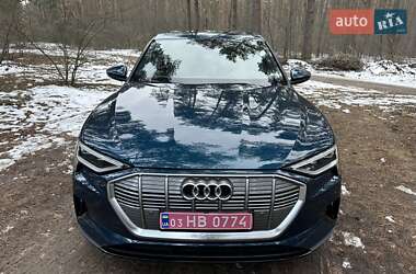 Позашляховик / Кросовер Audi e-tron 2022 в Києві