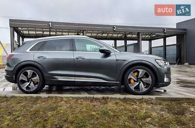 Внедорожник / Кроссовер Audi e-tron 2019 в 
