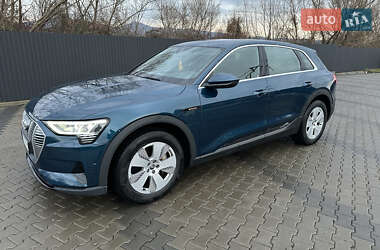 Внедорожник / Кроссовер Audi e-tron 2019 в 