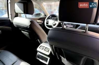 Внедорожник / Кроссовер Audi e-tron 2021 в 