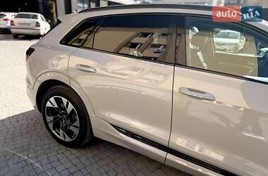 Внедорожник / Кроссовер Audi e-tron 2021 в 