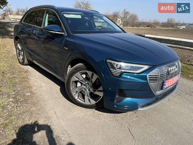 Внедорожник / Кроссовер Audi e-tron 2020 в Днепре