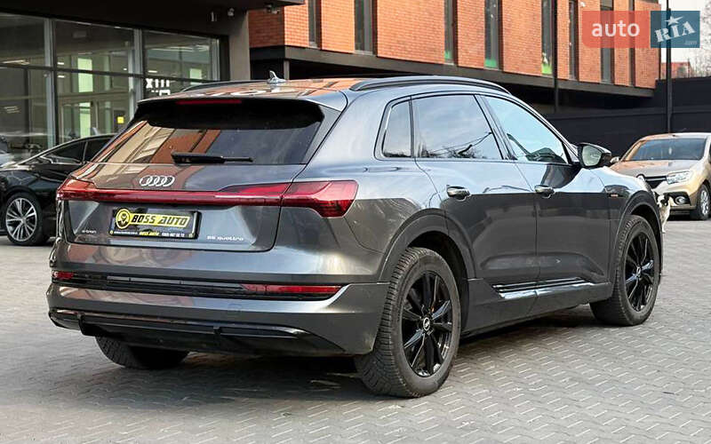 Внедорожник / Кроссовер Audi e-tron 2021 в Черновцах