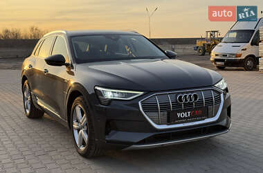 Внедорожник / Кроссовер Audi e-tron 2019 в 