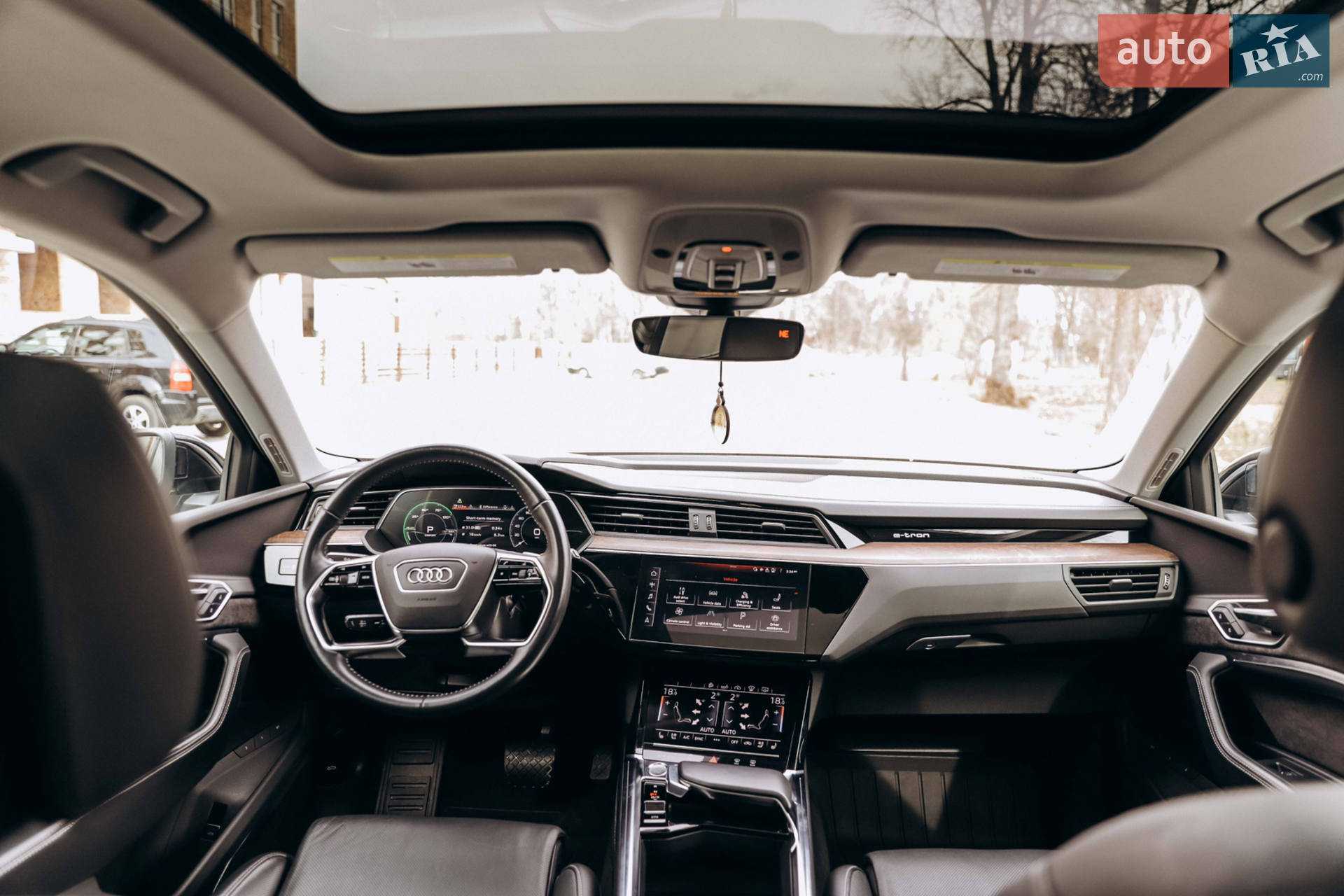 2019 Audi e-tron - мініатюра 43