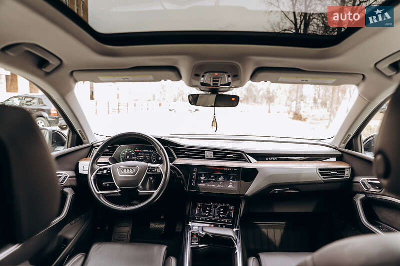 Внедорожник / Кроссовер Audi e-tron 2019 в Самборе фото 43 Внедорожник / Кроссовер Audi e-tron 2019 в Самборе