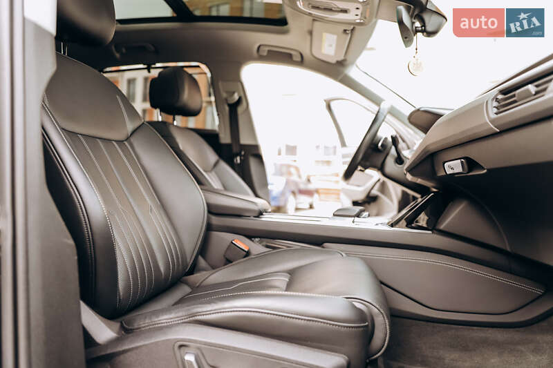 Внедорожник / Кроссовер Audi e-tron 2019 в Самборе фото 56 Внедорожник / Кроссовер Audi e-tron 2019 в Самборе