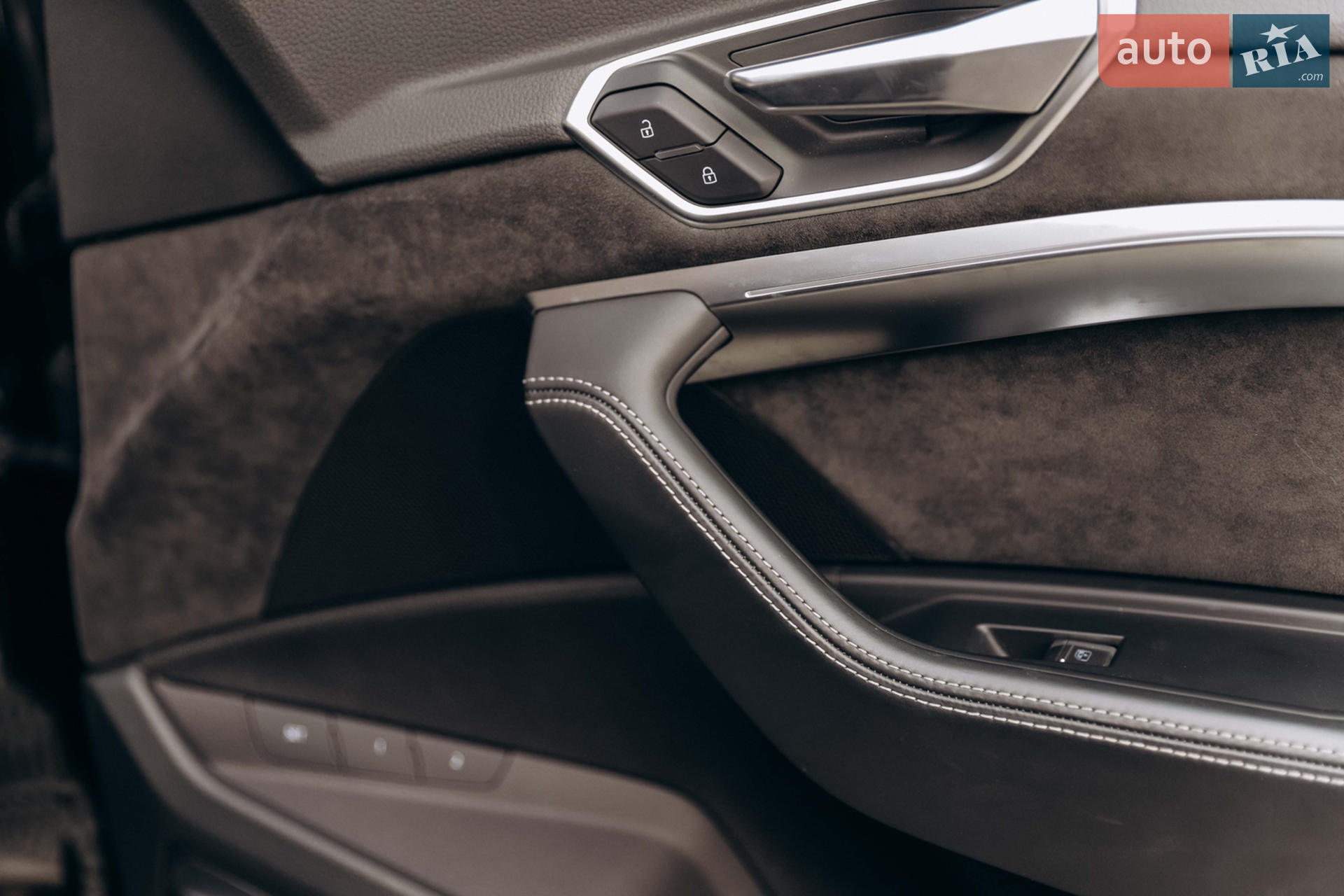 2019 Audi e-tron - мініатюра 4