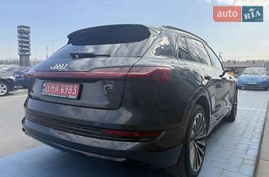 Позашляховик / Кросовер Audi e-tron 2019 в 