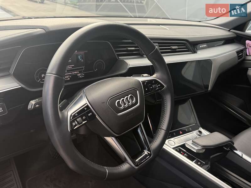 Внедорожник / Кроссовер Audi e-tron 2019 в Луцке фото 20 Внедорожник / Кроссовер Audi e-tron 2019 в Луцке