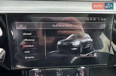 Позашляховик / Кросовер Audi e-tron 2020 в 