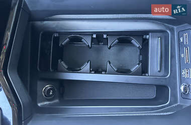 Позашляховик / Кросовер Audi e-tron 2020 в 