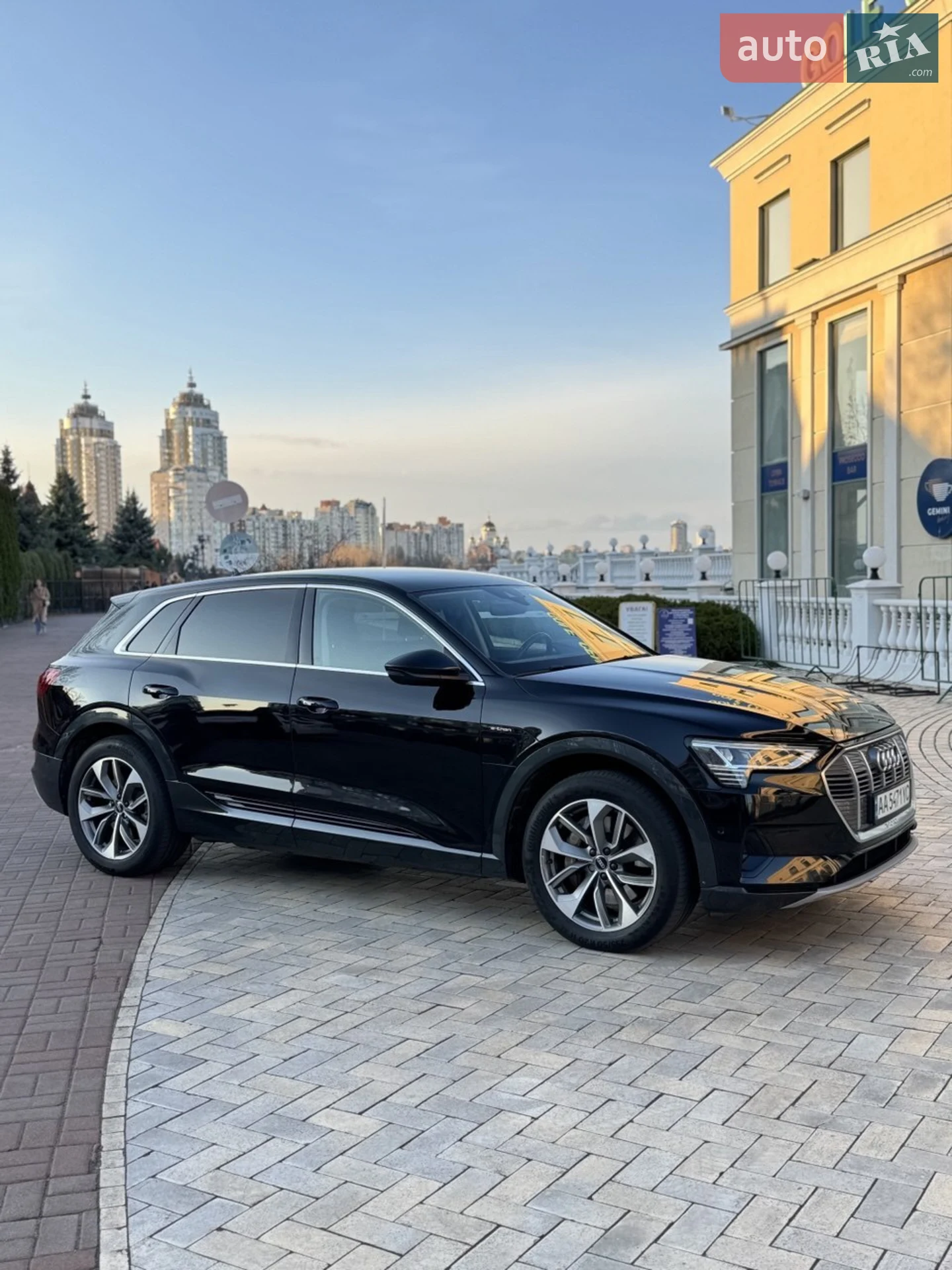 2019 Audi e-tron - мініатюра 10