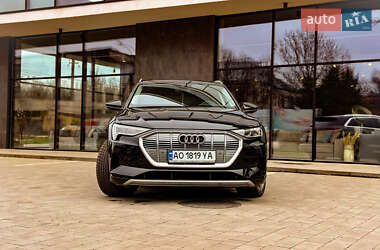 Внедорожник / Кроссовер Audi e-tron 2019 в 
