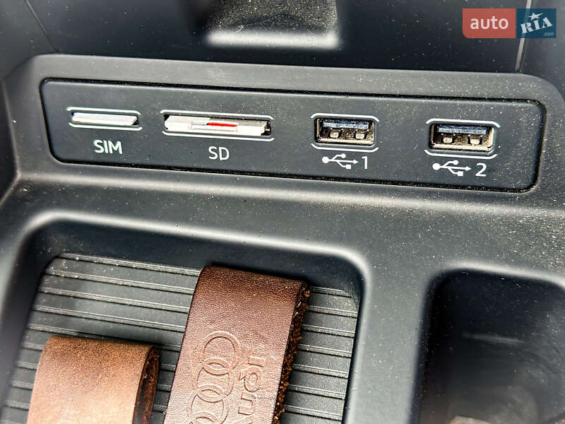 Внедорожник / Кроссовер Audi e-tron 2019 в Ужгороде