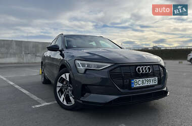 Внедорожник / Кроссовер Audi e-tron 2020 в 