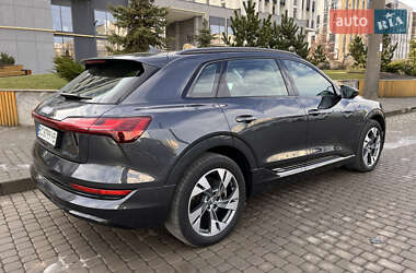 Внедорожник / Кроссовер Audi e-tron 2020 в 