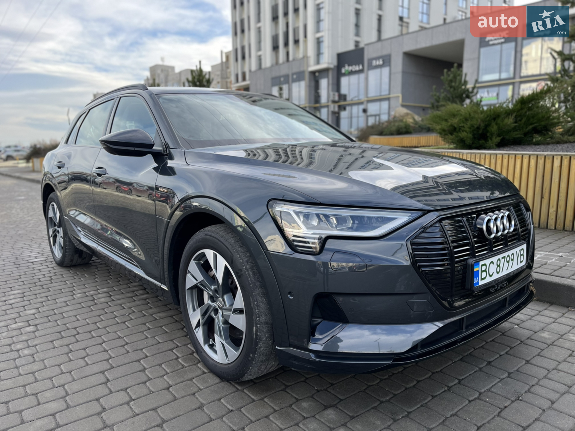2020 Audi e-tron - мініатюра 84