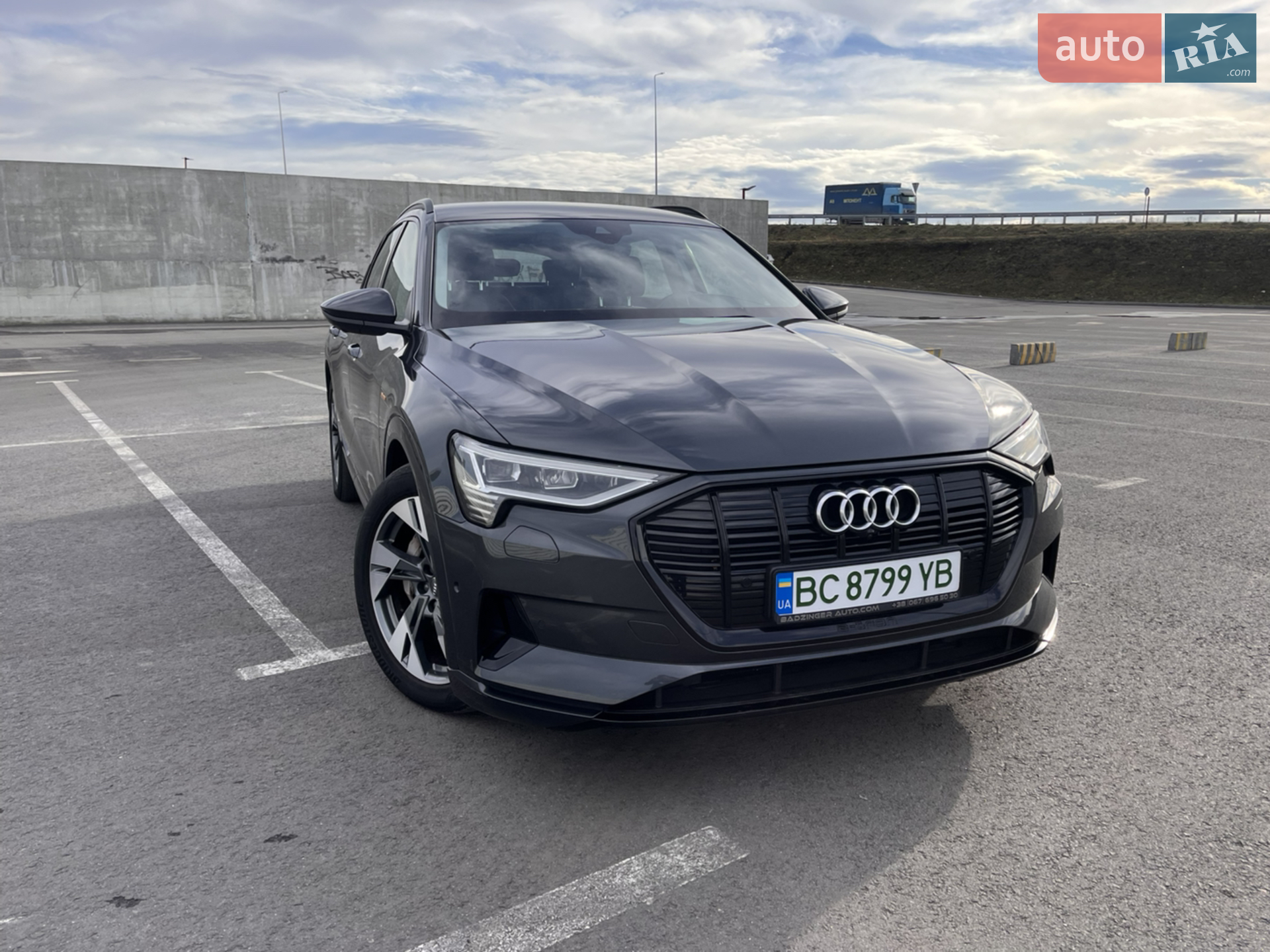 2020 Audi e-tron - мініатюра 93