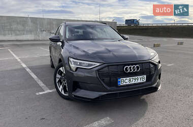 Внедорожник / Кроссовер Audi e-tron 2020 в 