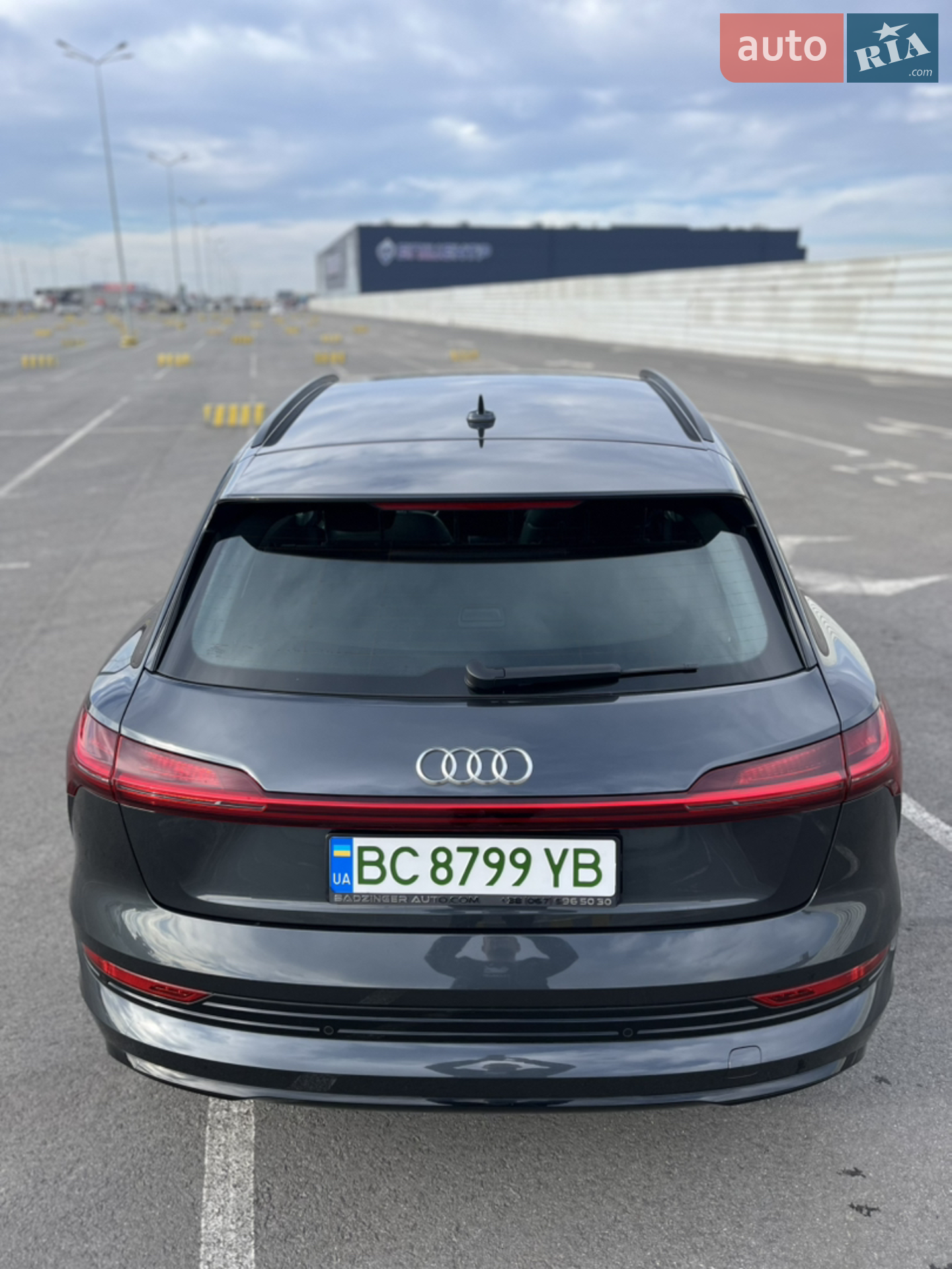 2020 Audi e-tron - мініатюра 99
