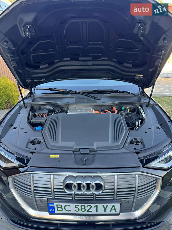 Внедорожник / Кроссовер Audi e-tron 2021 в Золочеве
