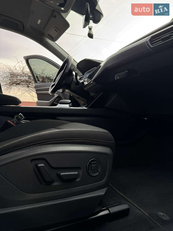 Позашляховик / Кросовер Audi e-tron 2021 в Золочеві