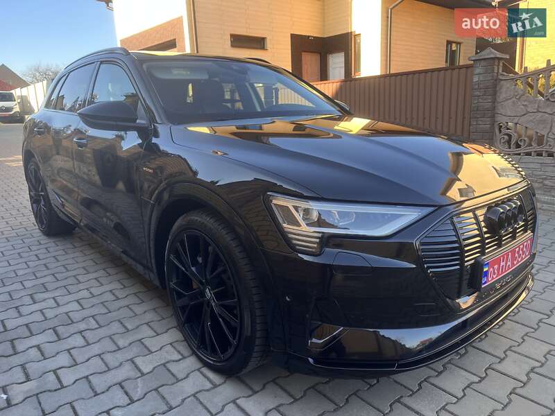 Позашляховик / Кросовер Audi e-tron 2020 в Луцьку