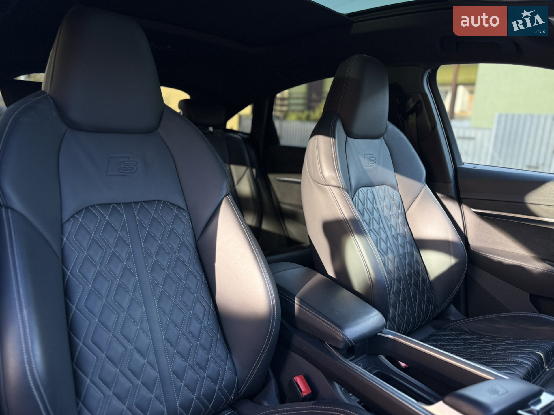 2022 Audi e-tron - мініатюра 25
