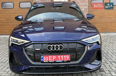 Внедорожник / Кроссовер Audi e-tron 2020 в 