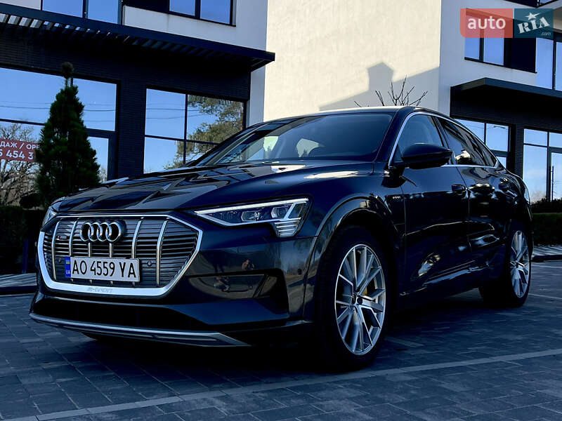 Audi e-tron 2022