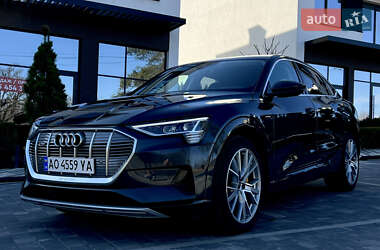 Внедорожник / Кроссовер Audi e-tron 2022 в 