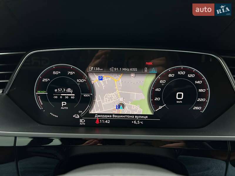 Внедорожник / Кроссовер Audi e-tron 2019 в Львове