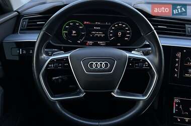Внедорожник / Кроссовер Audi e-tron 2019 в 