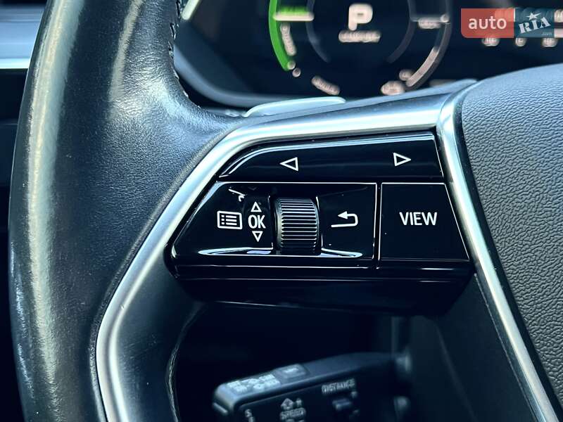 Внедорожник / Кроссовер Audi e-tron 2019 в Киеве