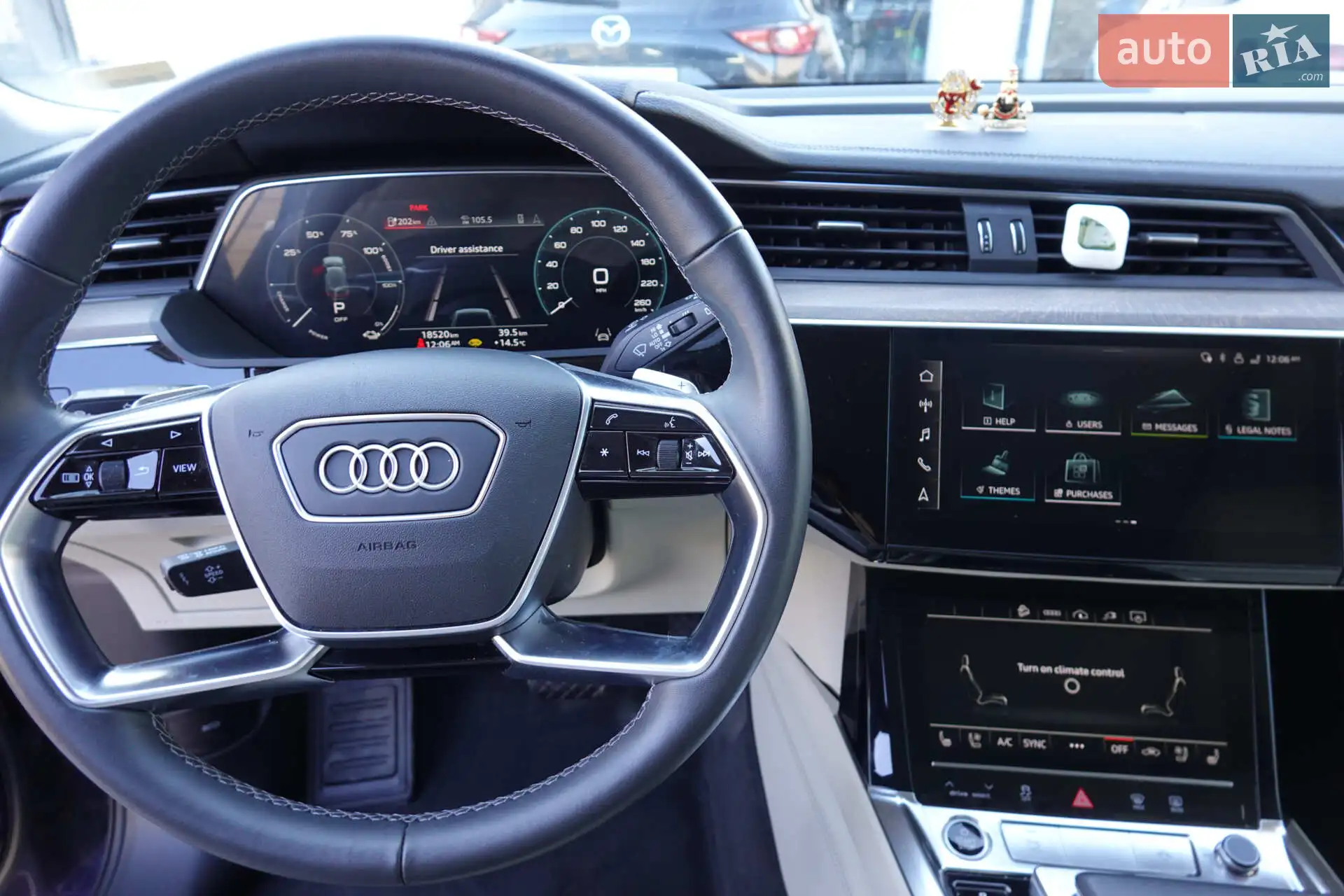 2022 Audi e-tron - мініатюра 13