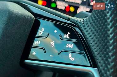 Внедорожник / Кроссовер Audi e-tron 2022 в 