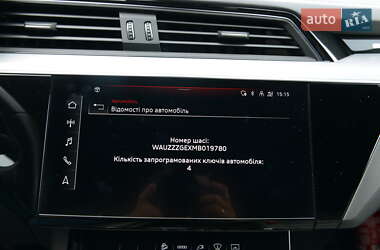 Внедорожник / Кроссовер Audi e-tron 2020 в 