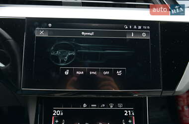 Внедорожник / Кроссовер Audi e-tron 2020 в 