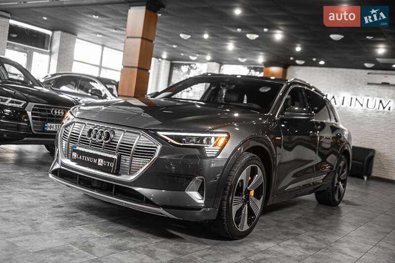 Внедорожник / Кроссовер Audi e-tron 2019 в Одессе