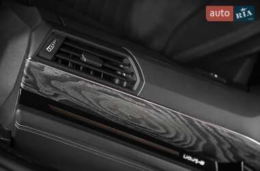 Внедорожник / Кроссовер Audi e-tron 2019 в 