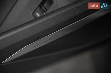Внедорожник / Кроссовер Audi e-tron 2019 в 