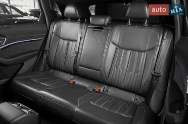 Внедорожник / Кроссовер Audi e-tron 2019 в 