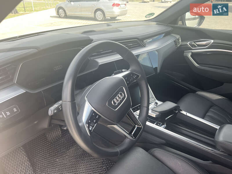 Внедорожник / Кроссовер Audi e-tron 2022 в Одессе