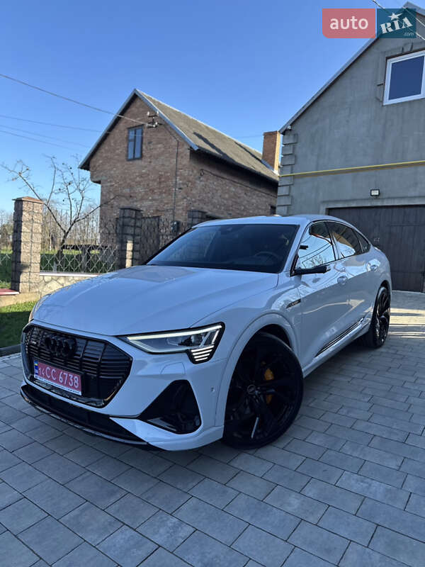 Позашляховик / Кросовер Audi e-tron 2020 в Львові