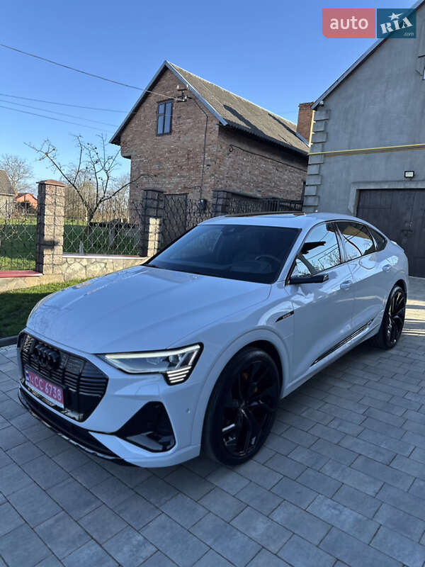 Позашляховик / Кросовер Audi e-tron 2020 в Львові